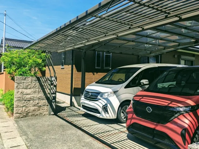 車庫の外構で後悔ゼロ!使いやすい駐車場サイズと配置の正解